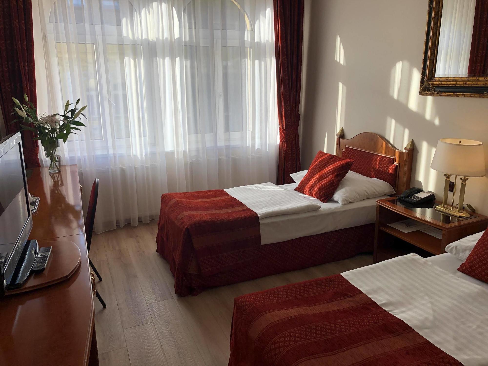 Hotel Ariston Prague Ngoại thất bức ảnh